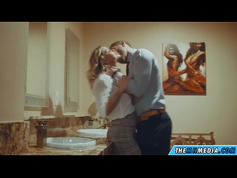 ❤️ Büyük memeli bir sarışın seni umumi tuvalette baştan çıkardığında ❤️ Ev yapımı porno tr.gaypornforyou.ru ❌